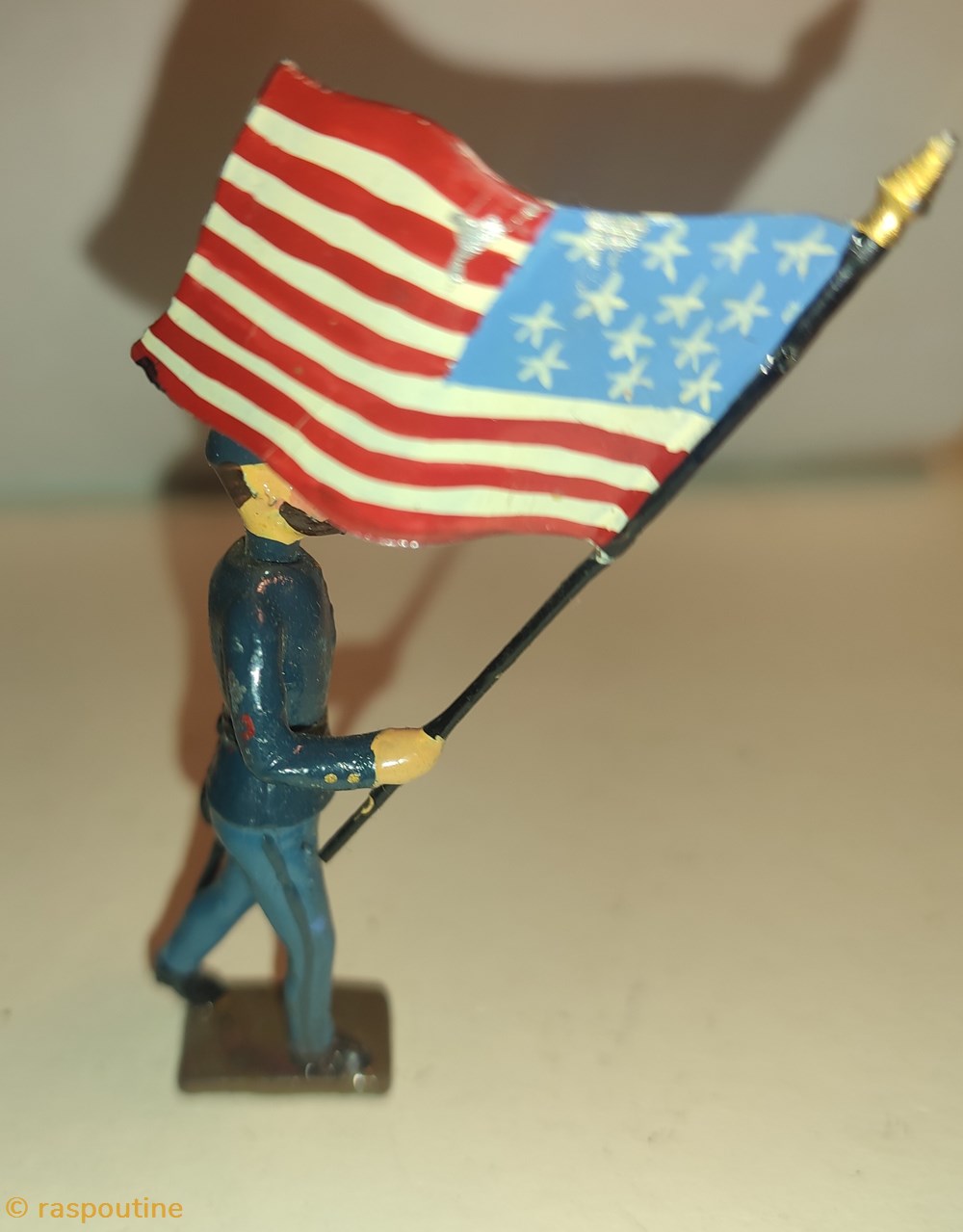 Soldat nordiste de l'Union avec le drapeau de nordiste - Figurines