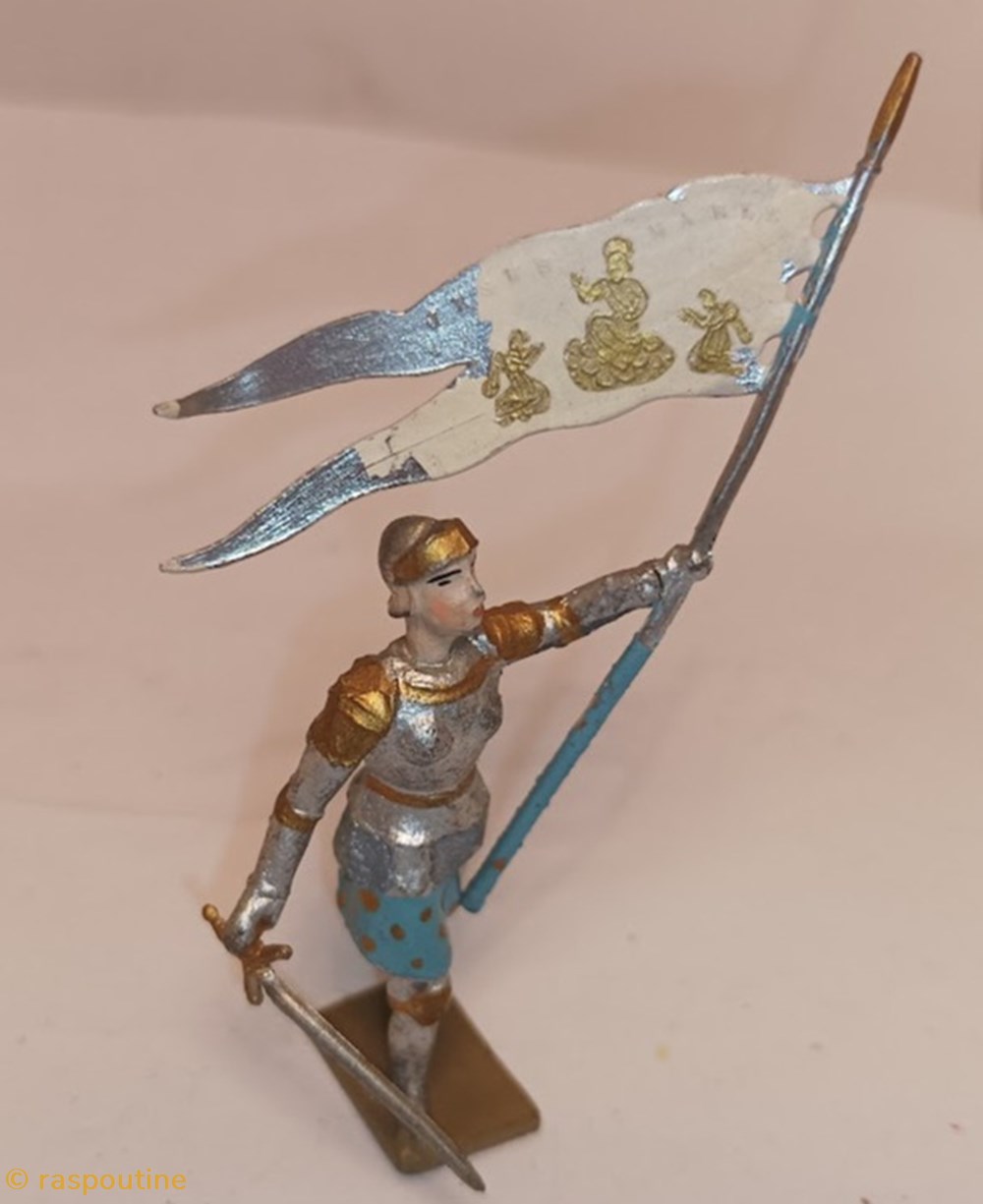Jeanne d'Arc 4 figurines historique moyen age jeanne arc