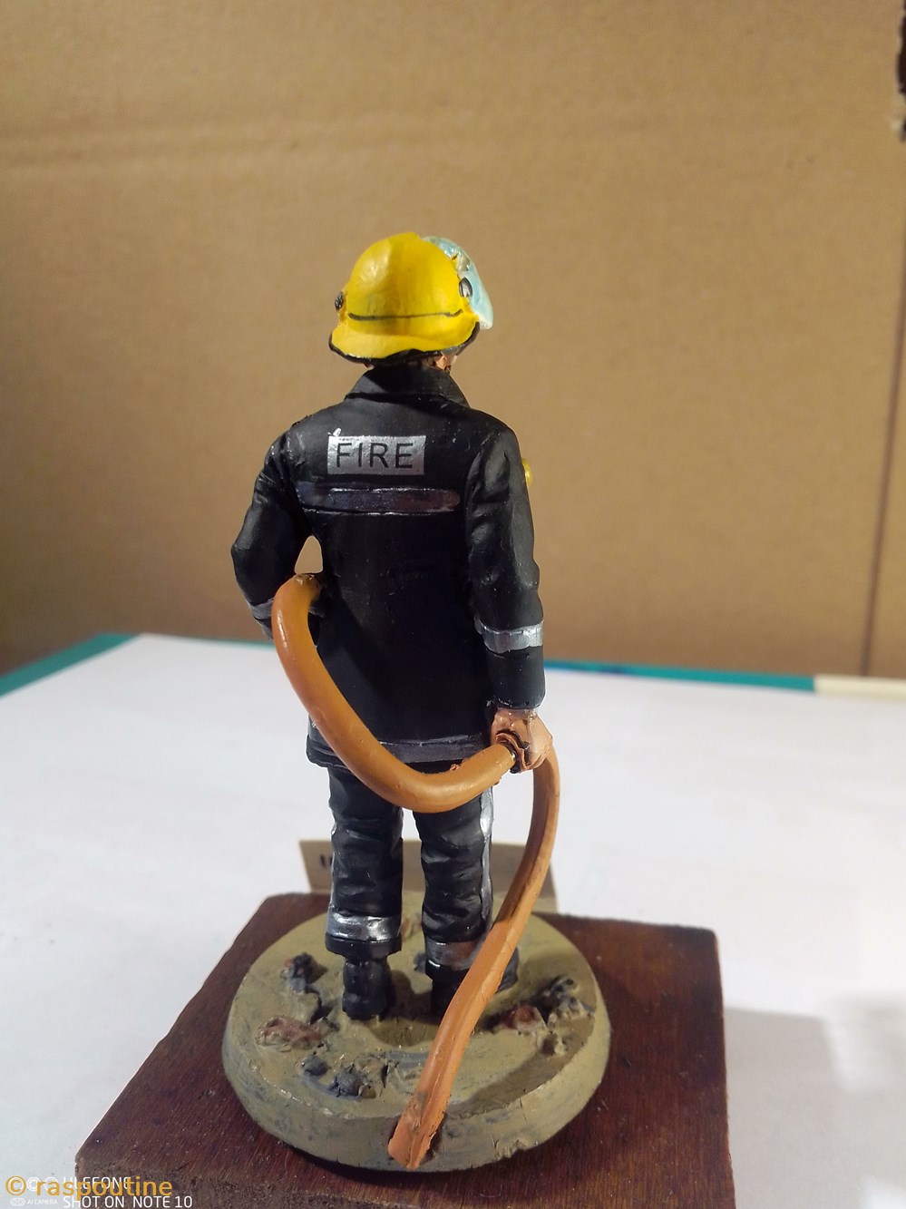 figurines autres pompier anglais londres 1985