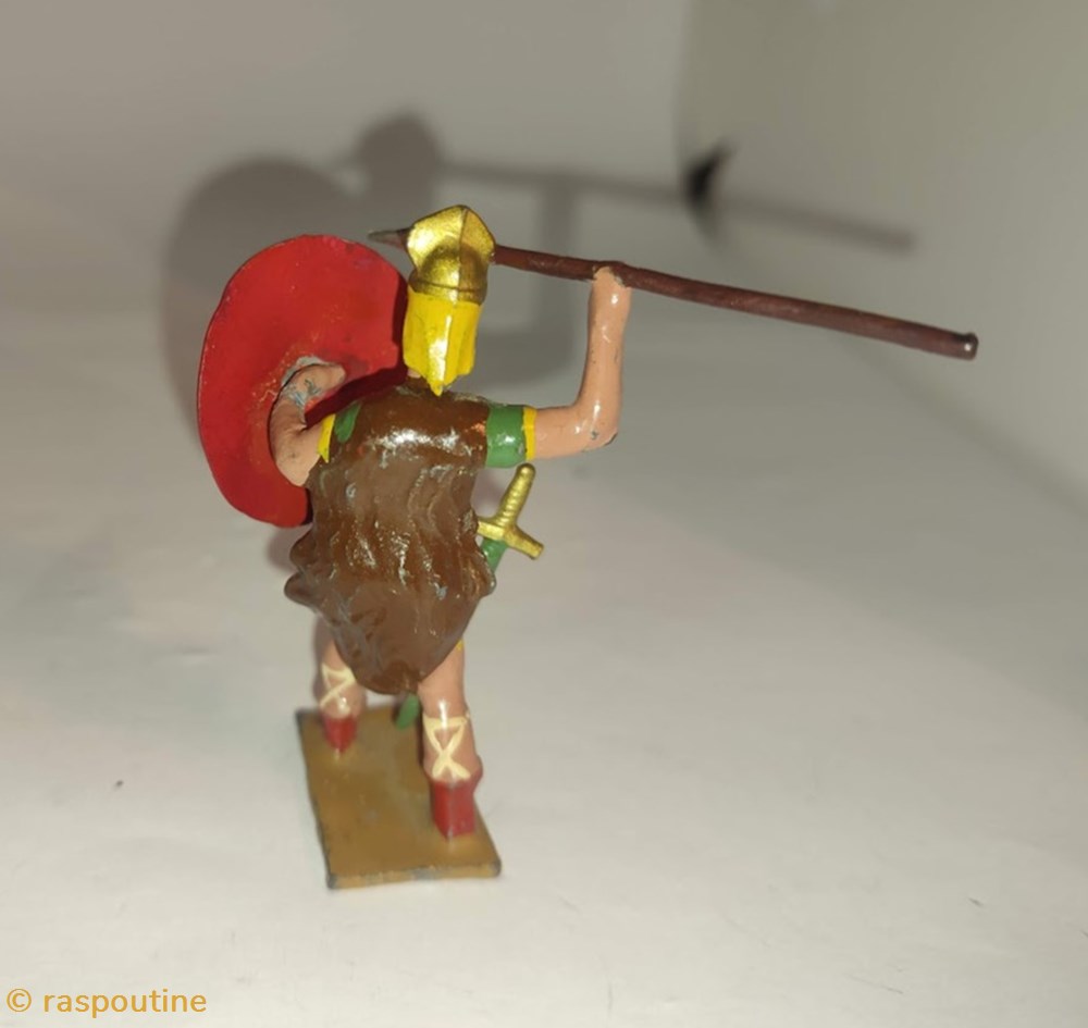 Gaulois avec lance et bouclier 2 figurines historique antiquite gaulois avec lance et bouclier