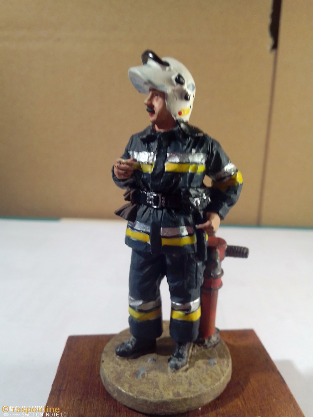 Pompier de Varsovie, 2003 figurines autres pompier de varsovie 2003