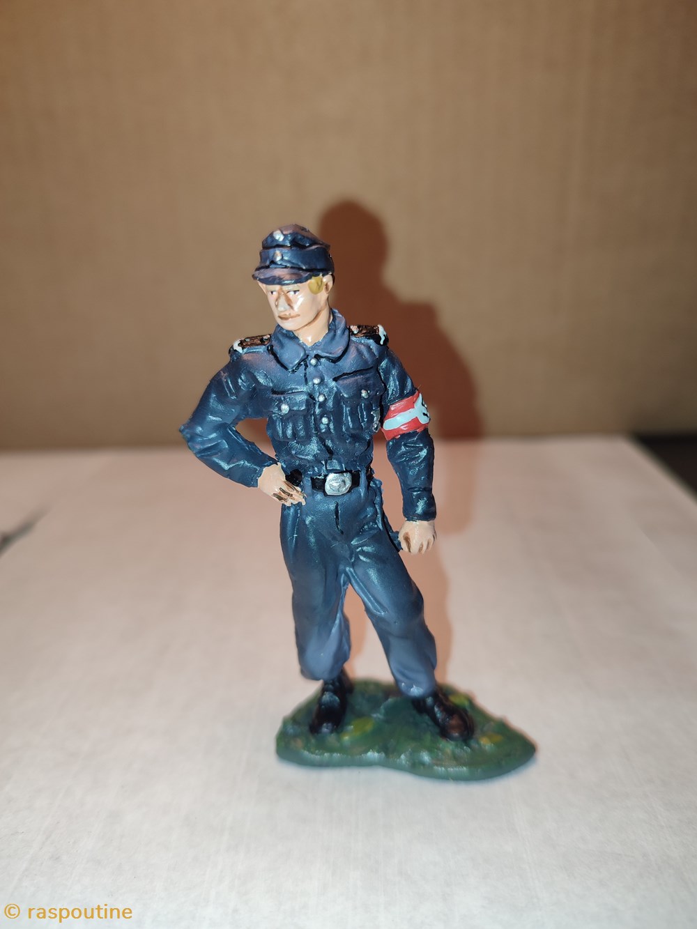 Flakhelfer der Hitlerjugend , 1944 figurines historique seconde guerre mondiale flakhelfer der hitlerjugend 1944