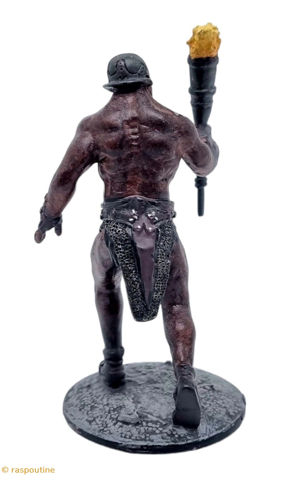 figurines cinema seigneur des anneaux uruk hai dechaine