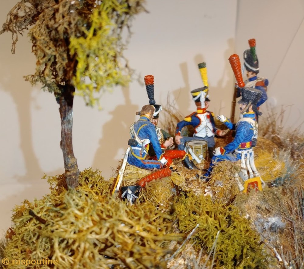Groupe de soldats et officier jouant au carte pendant les guerres Napoléonienne 2 figurines historique epoque groupe de soldats et officier jouant au carte pendant les guerres napoleonienne