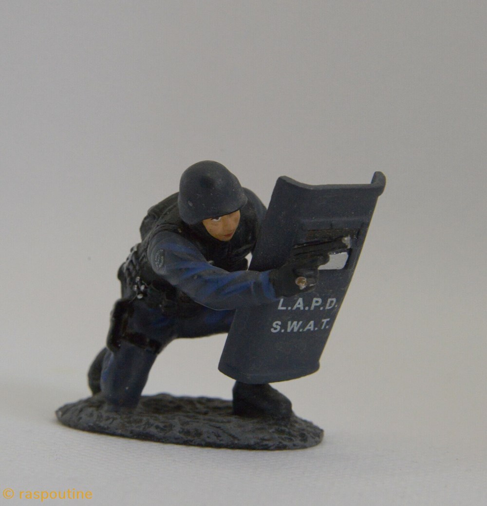 LAPD Swat USA figurines historiques apres guerre lapd swat usa