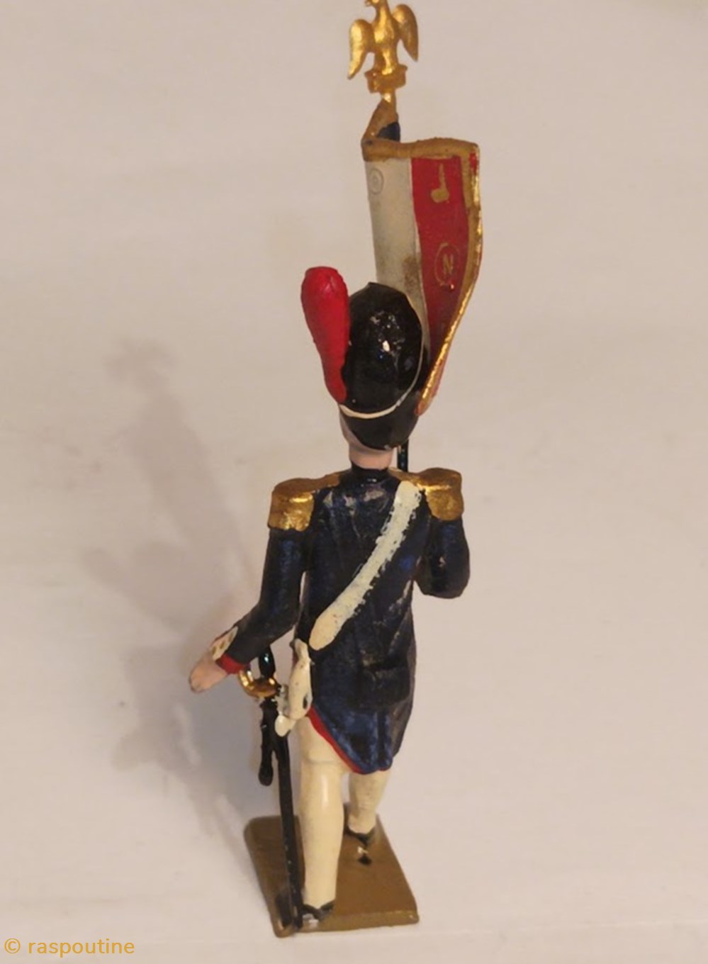 Drapeau des grenadiers de la garde, pied droit en avant 3 figurines historique epoque napoleonienne drapeau des grenadiers de la garde pied droit en avant