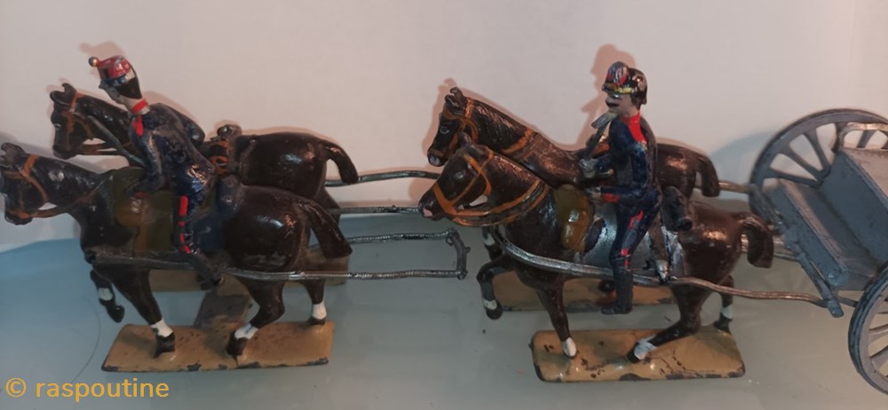 Attelage de canon de 75 2 figurines historique attelage de canon de 75