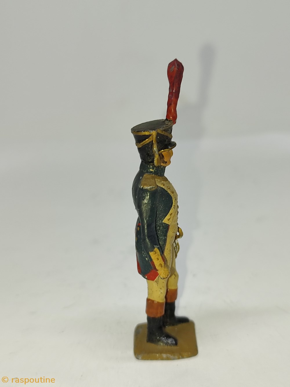 Officier de tirailleurs de la Garde Impériale (1804). 4 figurines historique officier de tirailleurs de la garde imperiale 1804