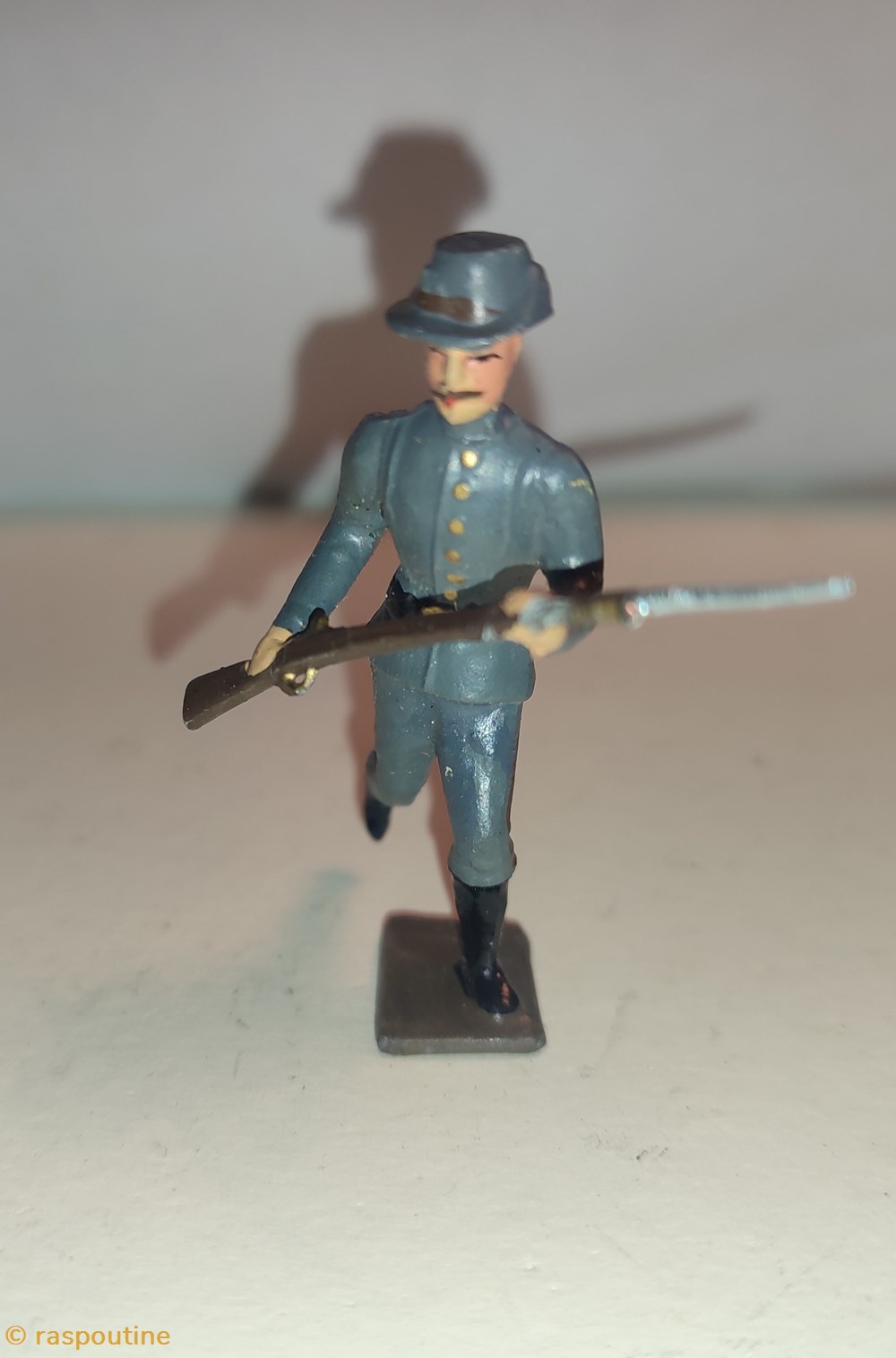 figurines historique guerre civile americaine soldat sudiste a assault