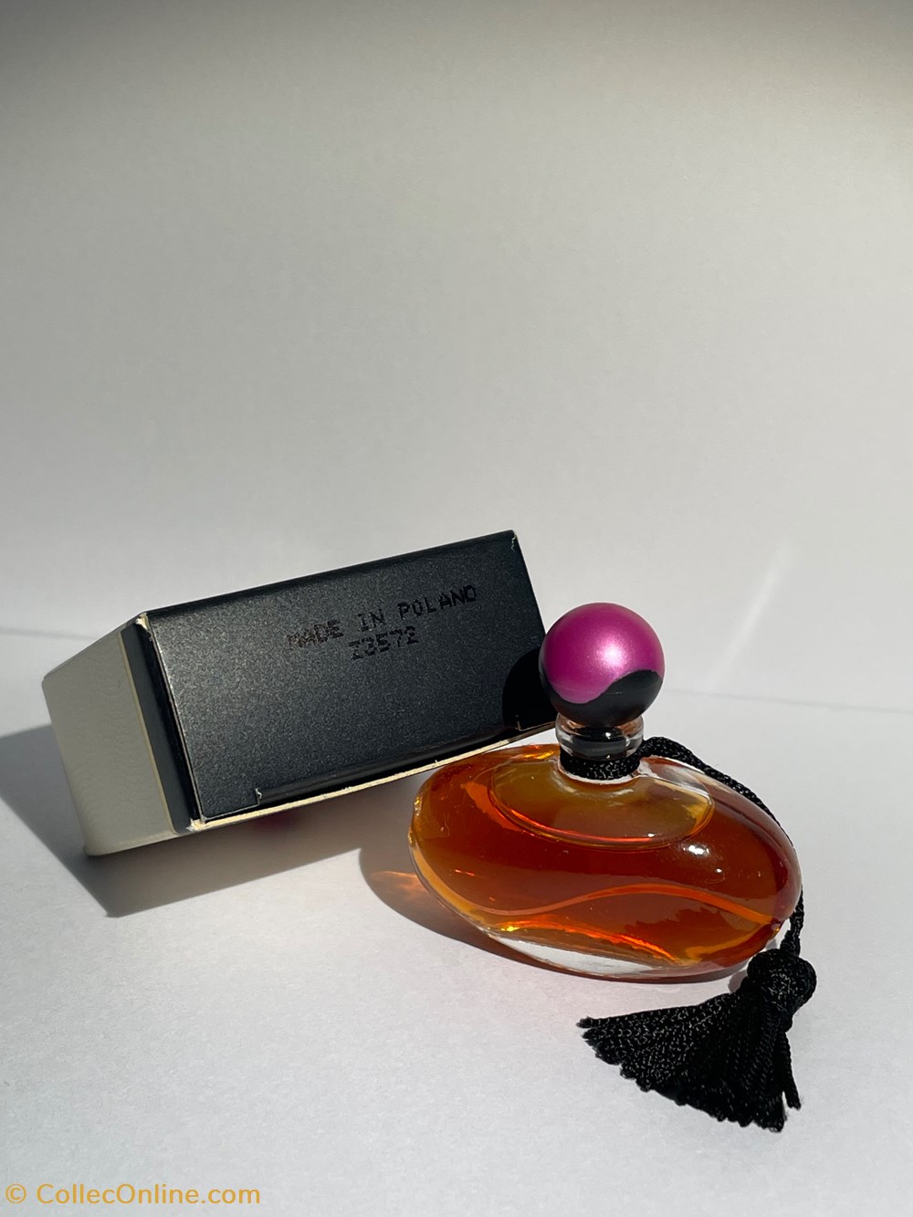 Far away 3 parfums beaute far away