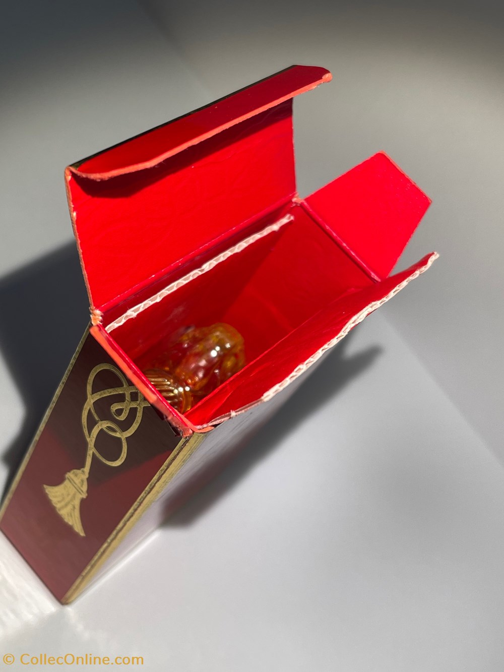 parfums beaute escada