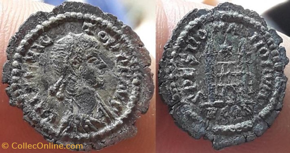 Ae4 Flavius Victor Faux moderne coin ancient b roman republicain imperial ae4 flavius victor faux moderne