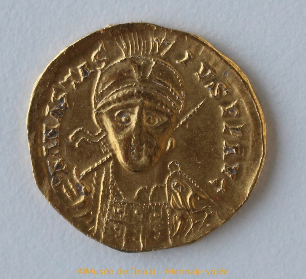 monnaies empire byzantin anastase maurice tibere solidus anastasius monnaie volee