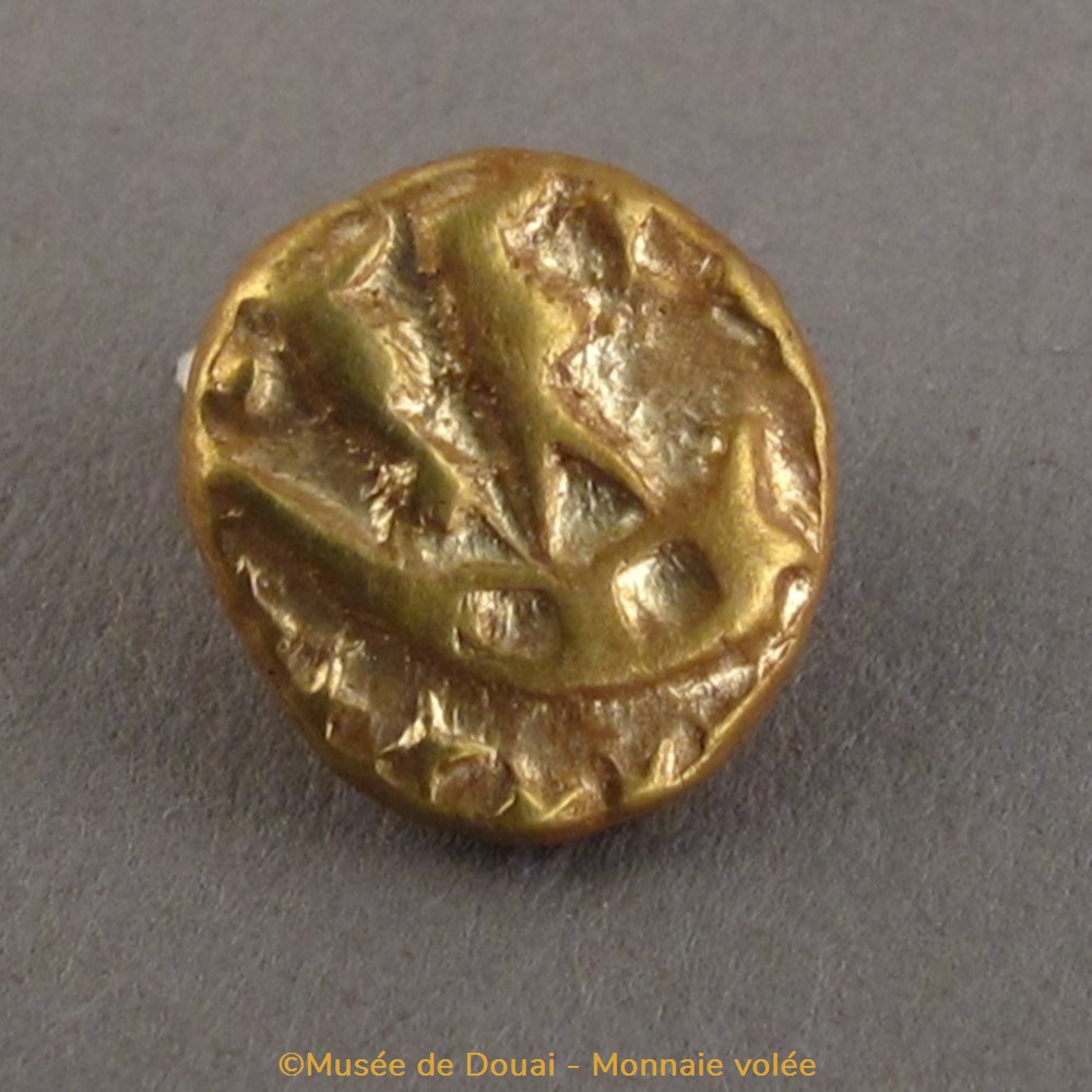 monnaies antiquite av jc ap gauloises depot sin le noble statere monnaie volee