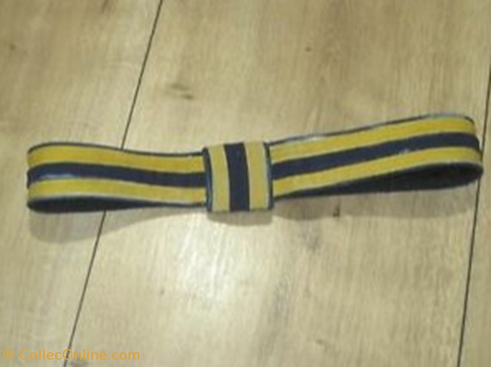 CHERCHE épaulettes et ceinturon du 15eme régiment de UHLAN militaria uniformes cherche epaulettes et ceinturon du 15eme regiment de uhlan