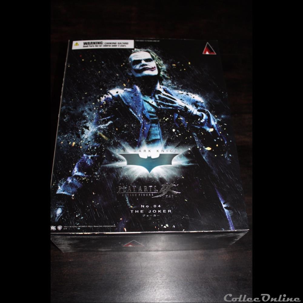 Joker The Dark Knight trilogy Play Arts Enix figurine comic batman joker the dark knight trilogy play arts enix