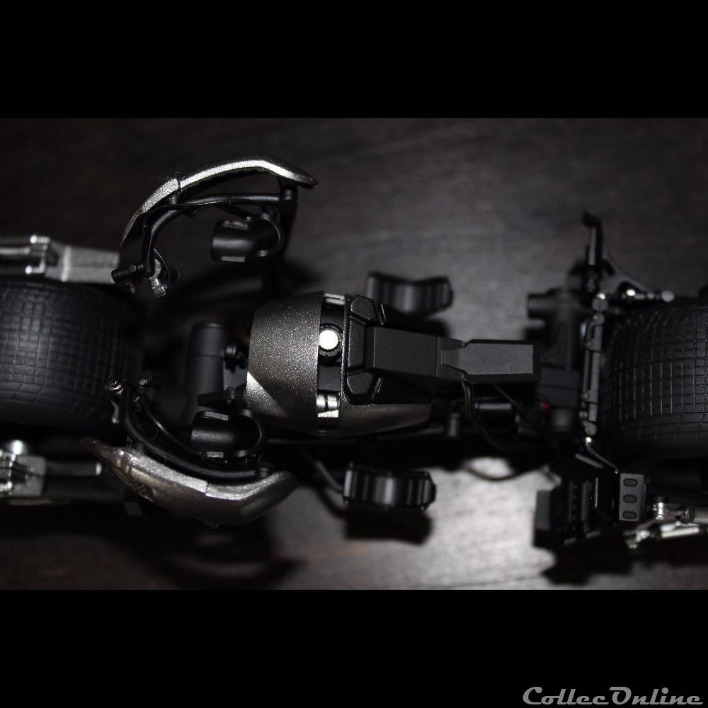 modele reduit voiture batmobile batpod elite hotwheels 1 18eme x5471