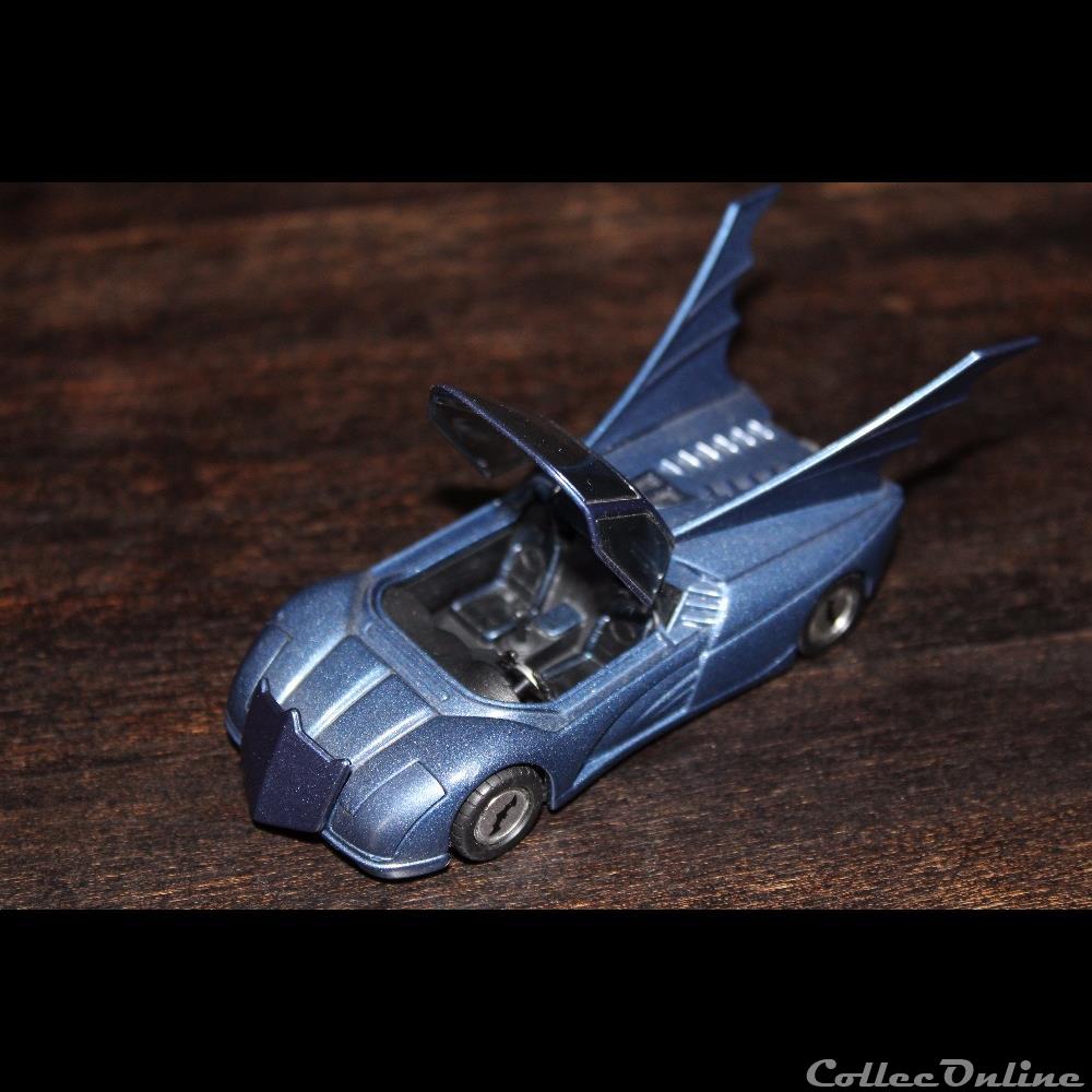 Batmobile 2000 Corgi 1/43eme 3 modele reduit voiture batmobile 2000 corgi 1 43eme