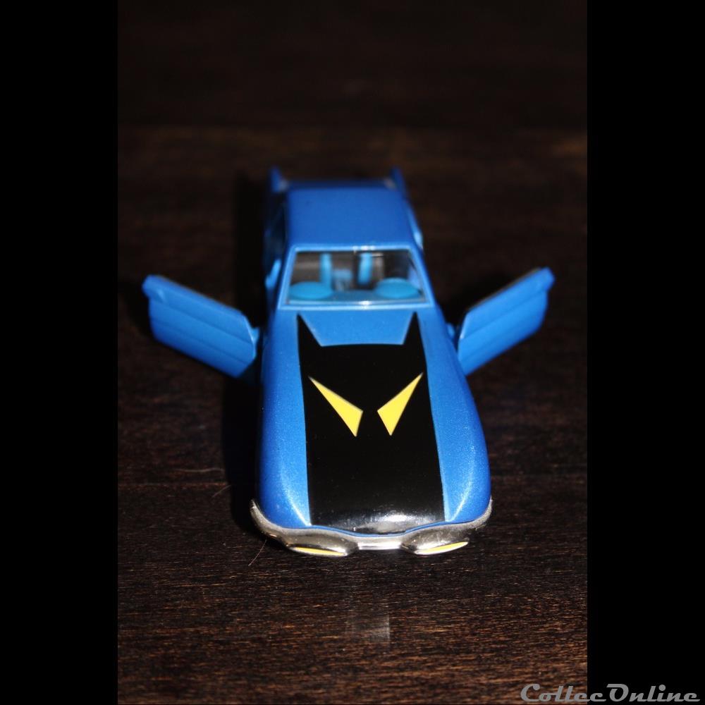 Batmobile 1970 Corgi 1/43eme 5 modele reduit voiture batmobile 1970 corgi 1 43eme