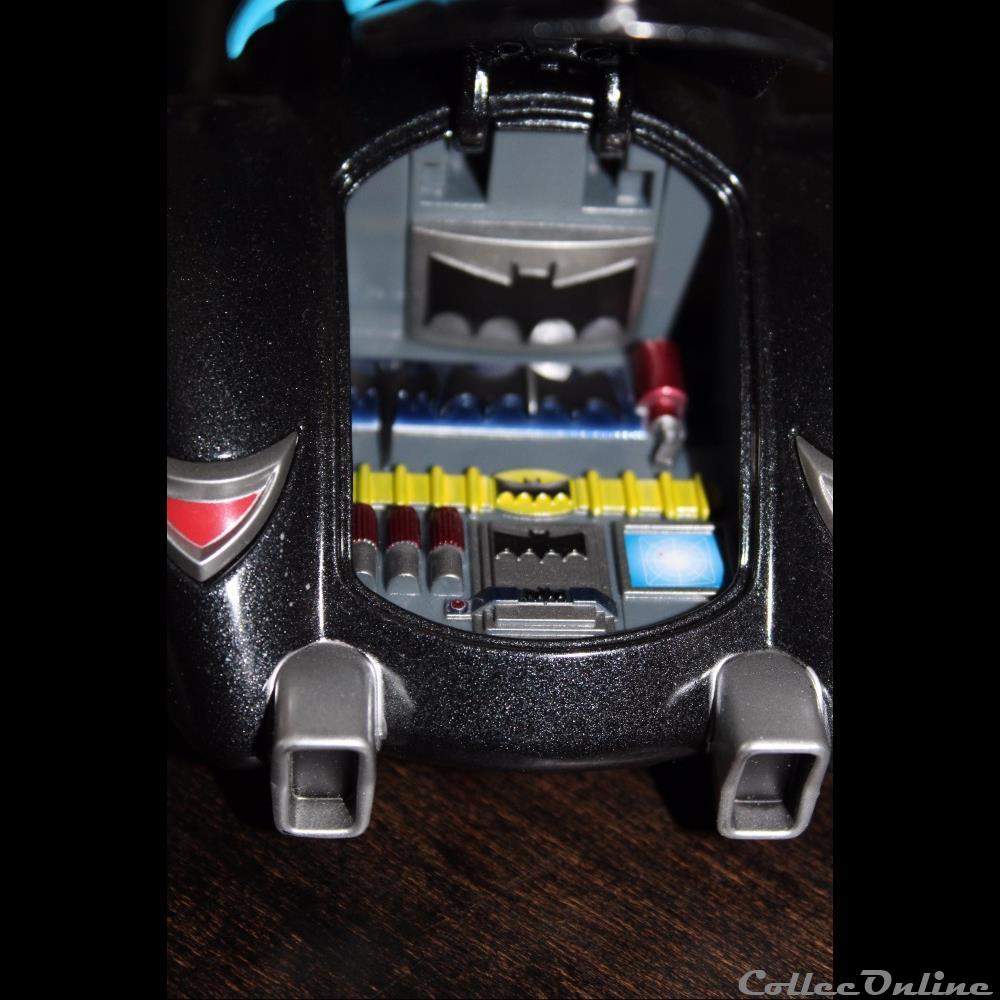 Batmobile 1940 Corgi 1/18eme 4000 exemplaires avec certificat 4 modele reduit voiture batmobile 1940 corgi 1 18eme 4000 exemplaires avec certificat