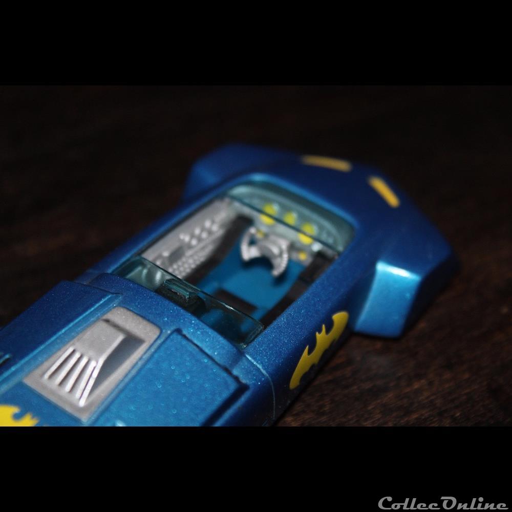 modele reduit voiture batmobile 1990 corgi 1 43eme