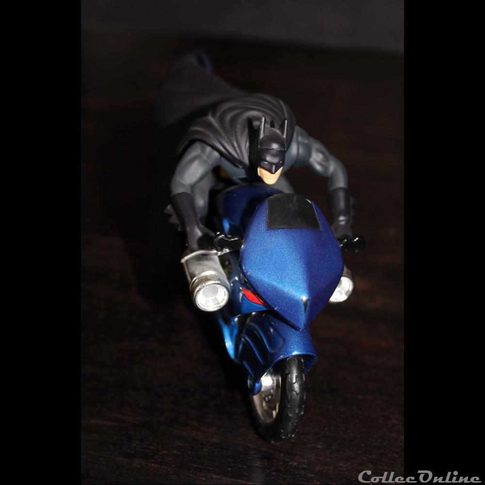 Batcycle 2000 Corgi 1/16 eme 3 modele reduit voiture batmobile batcycle 2000 corgi 1 16 eme