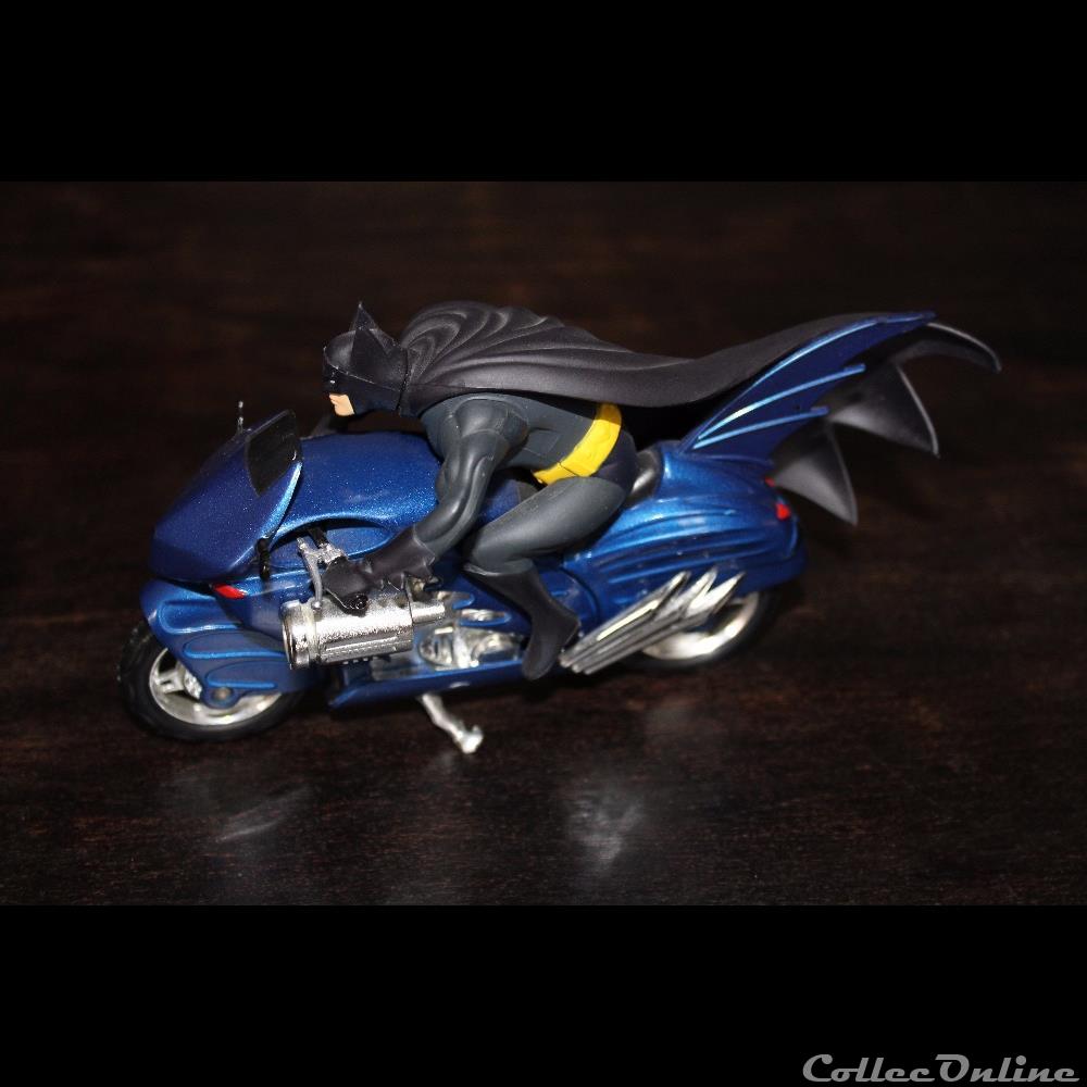 Batcycle 2000 Corgi 1/16 eme 2 modele reduit voiture batmobile batcycle 2000 corgi 1 16 eme
