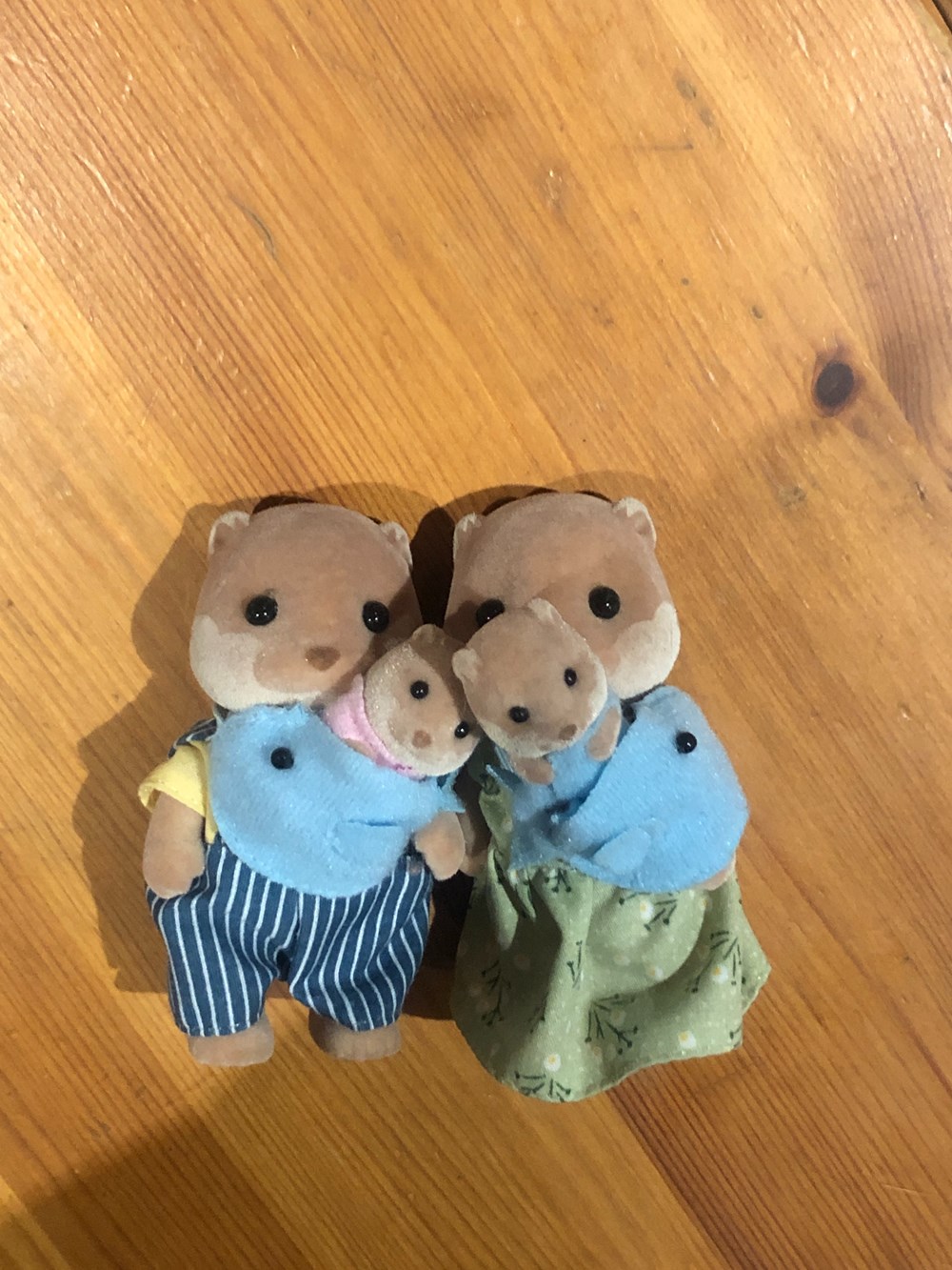 figurines animaux loutres