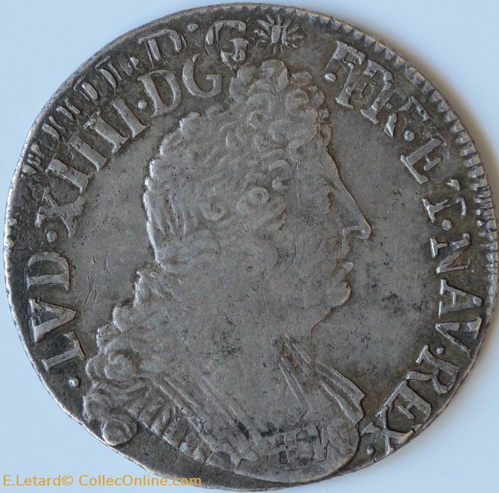 Dixième d'écu aux 3 couronnes 1712 Poitiers 3 monnaies europe medievale france royales dixieme ecu aux 3 couronnes 1712 poitiers