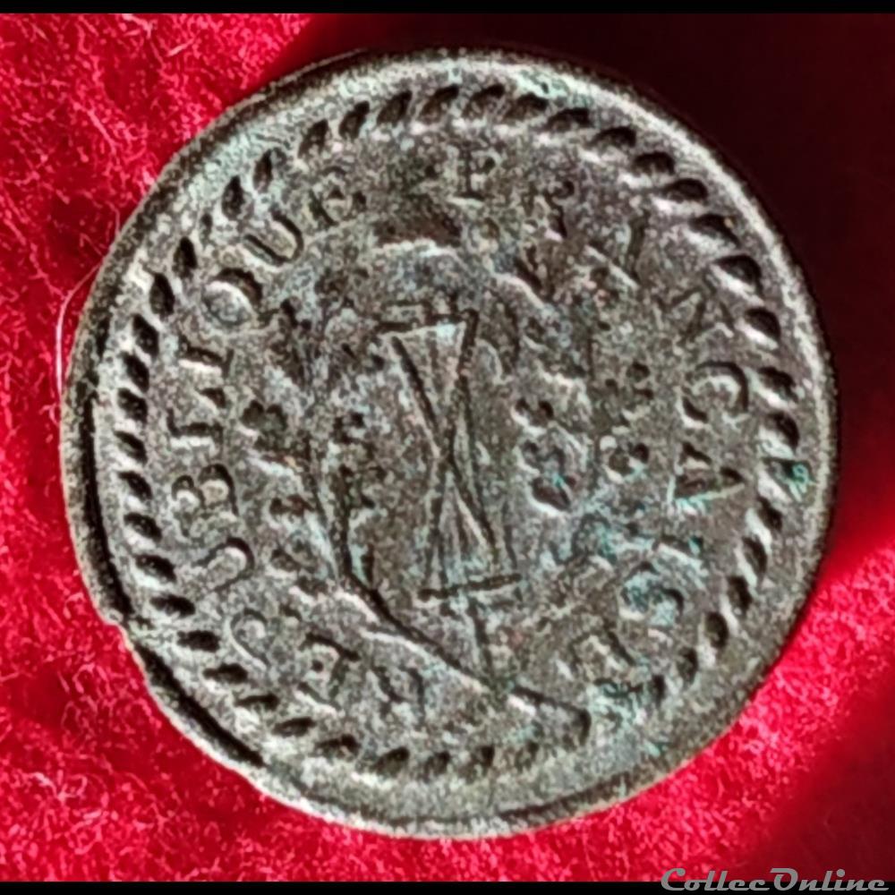 vetements et accessoires boutons militaires armee de terre infanterie 1792 1793