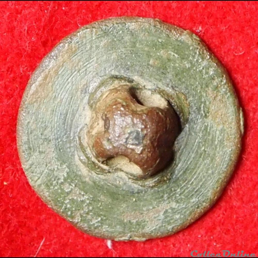 vetements et accessoires boutons militaires armee de terre infanterie 1792 1793