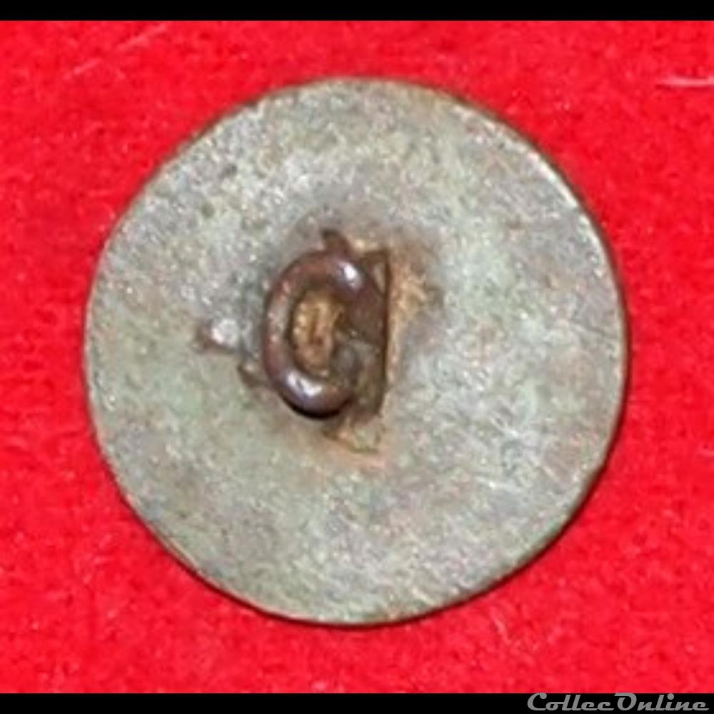 vetements et accessoires boutons militaires armee de terre infanterie 1792 1793