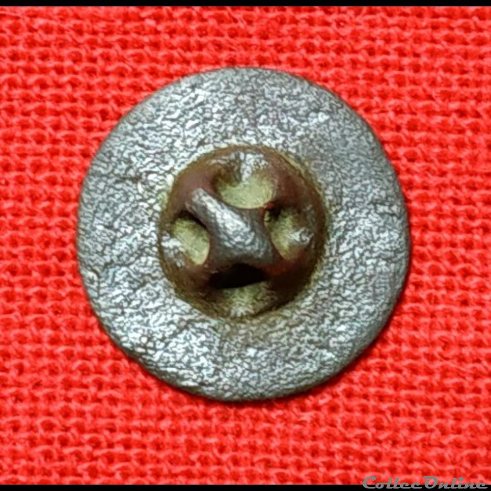 15 ème Infanterie de Ligne - 1762/1792 vetement et accessoire bouton militaire 15 eme infanterie de ligne 1762 1792