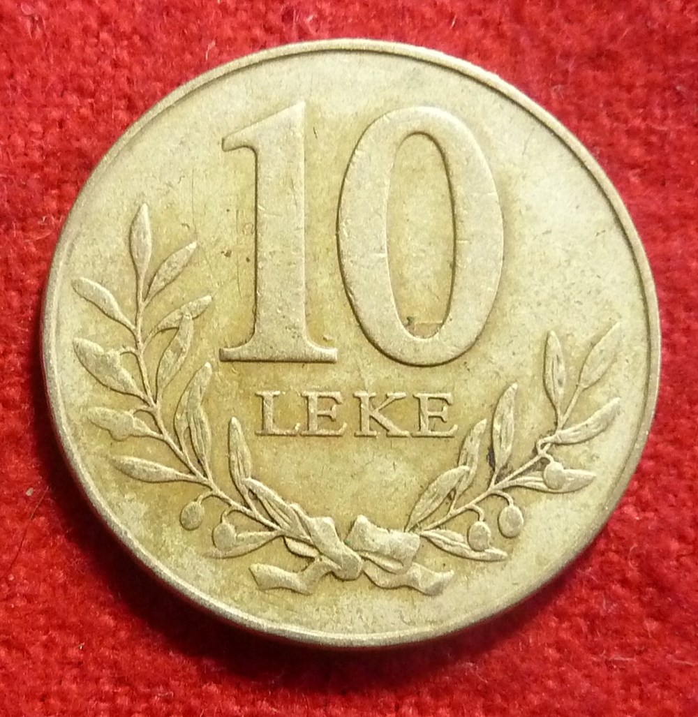10 lekë - 2000 monnaies monde albanie 10 leke 2000