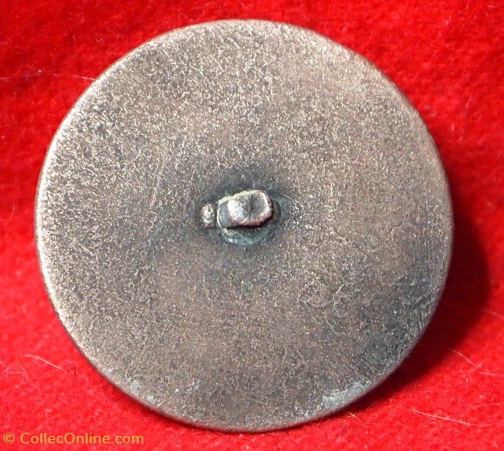 vetement et accessoire bouton militaire bordeaux 1789 1790