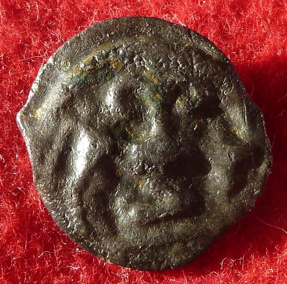 monnaies antiques celtes leuques potin au taureau et au lis