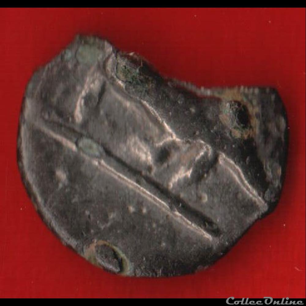 monnaies antiques celtes bituriges cubes potin au taureau chargeant