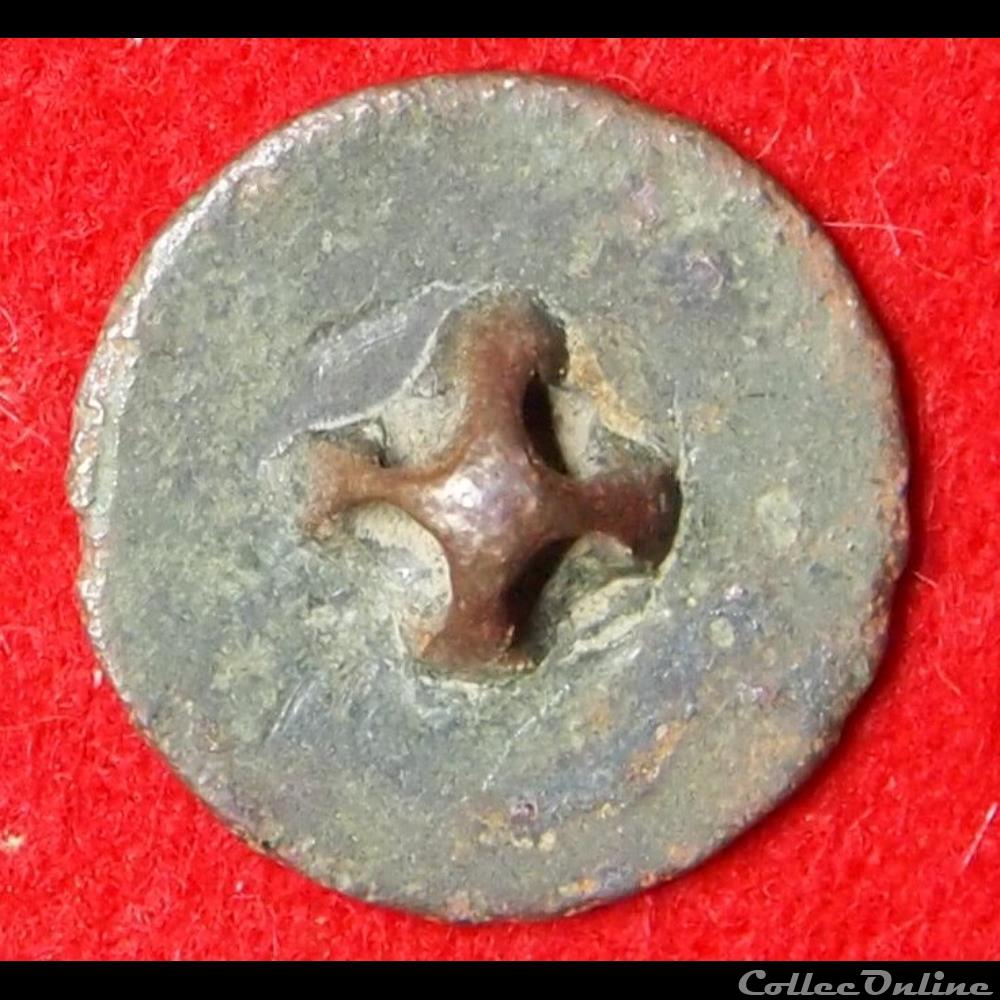 vetements et accessoires boutons militaires 64 eme infanterie de ligne 1803 1814