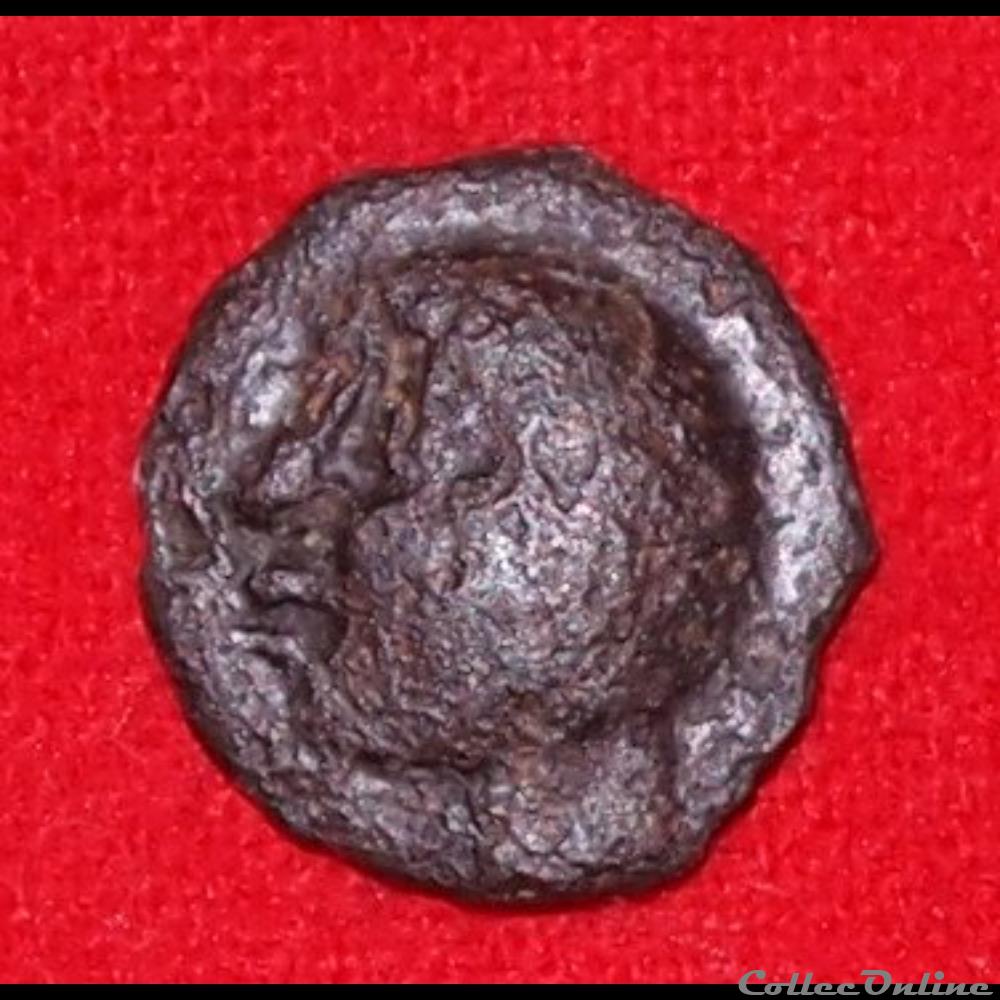 Haute et Moyenne Seine - Incertaine - Potin au sanglier et à la tête coupée monnaies antiques celtes haute et moyenne seine incertaine potin au sanglier et a la tete coupee