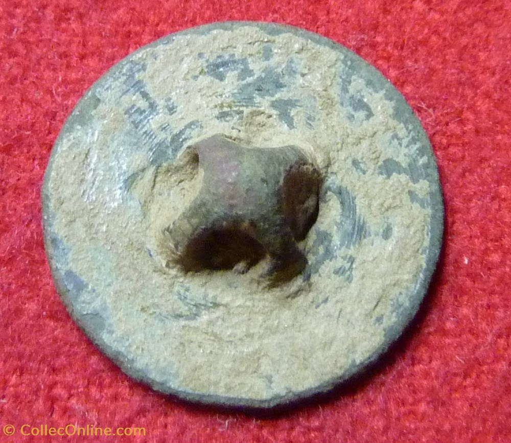 vetement et accessoire bouton militaire marine premier empire 3eme bataillon colonial
