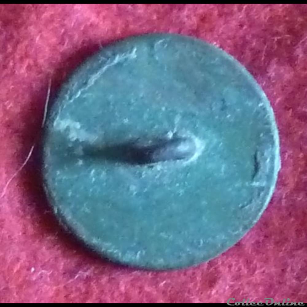 vetements et accessoires boutons militaires armee de terre volontaires nationaux 1793 1796