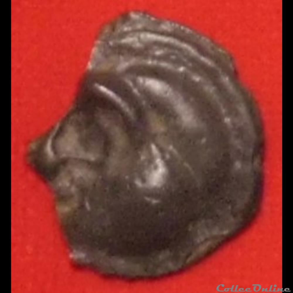 Haute et Moyenne Seine - Incertaine - Potin au sanglier et à la tête coupée monnaies antiques celtes haute et moyenne seine incertaine potin au sanglier et a la tete coupee