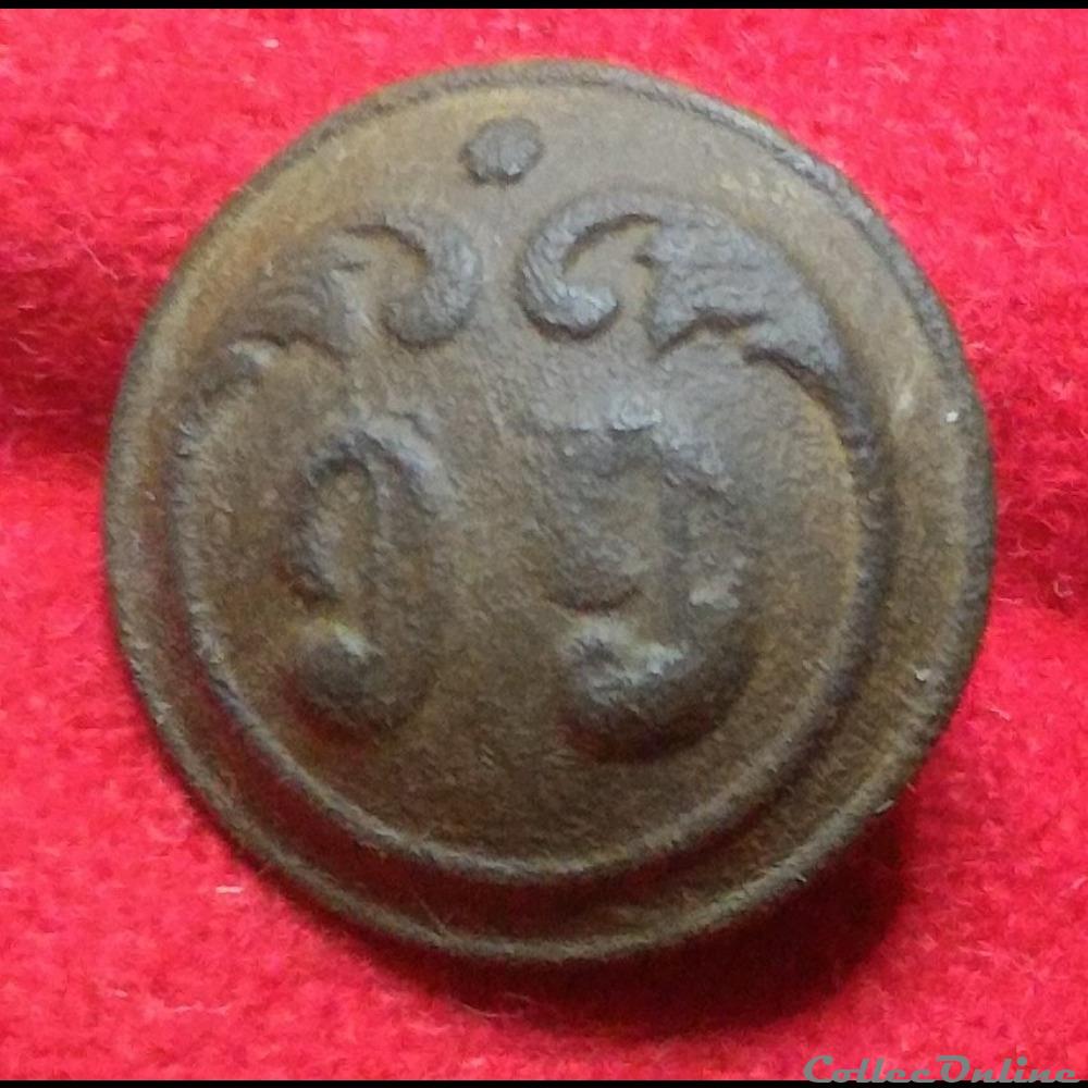 vetement et accessoire bouton militaire 99 eme infanterie de ligne 1844 1871