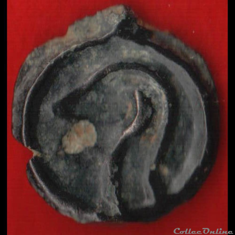 Senones - Potin à la tête casquée monnaies antiques celtes senones potin a la tete casquee