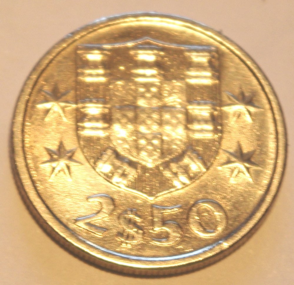 2 1/2 Escudos - 1983 monnaies monde portugal 2 1 2 escudos 1983