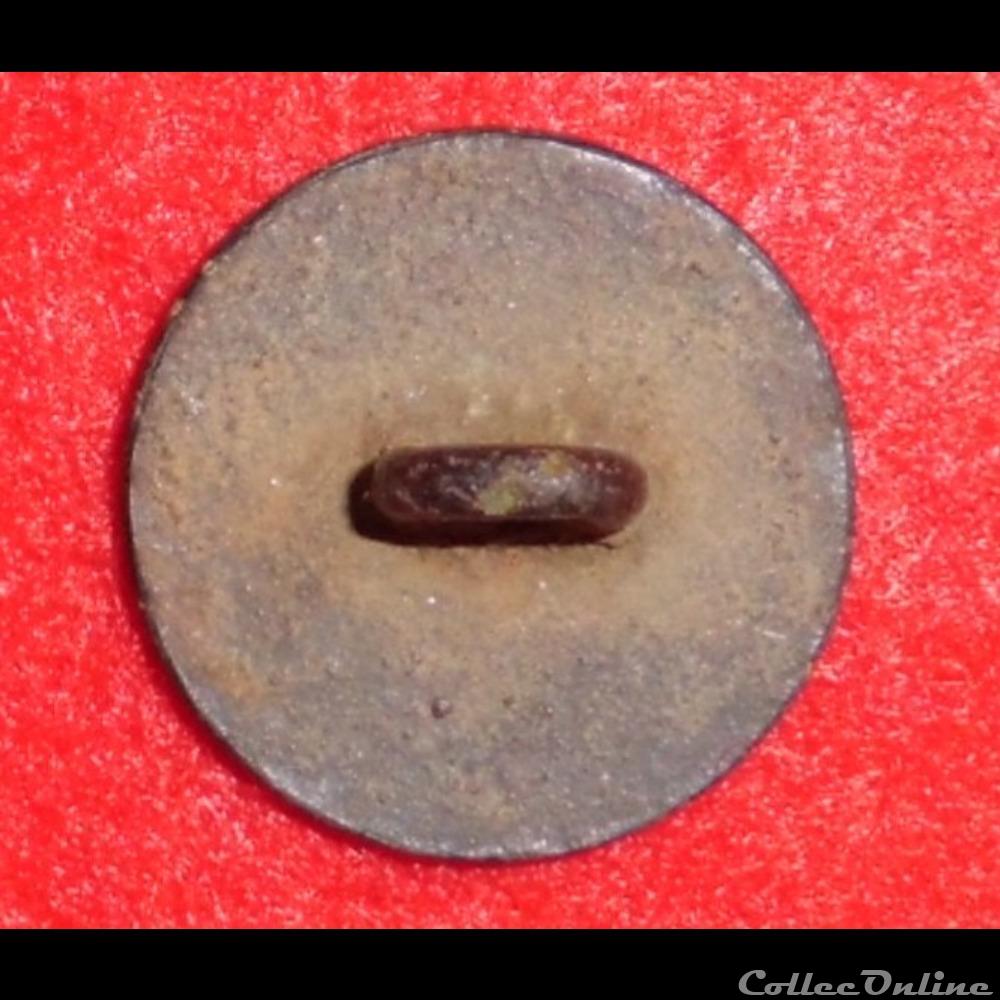 vetements et accessoires boutons militaires armee de terre infanterie 1792 1793