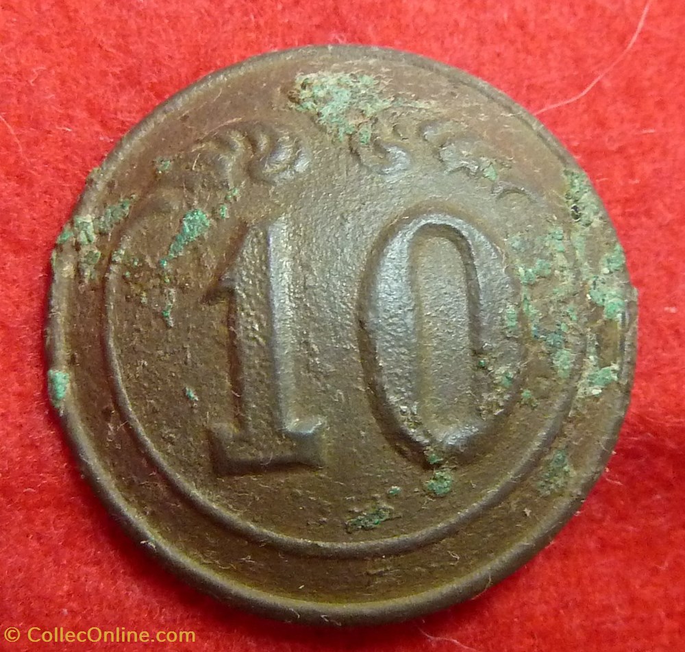 vetements et accessoires boutons militaires 10 eme infanterie de ligne 1844 1871
