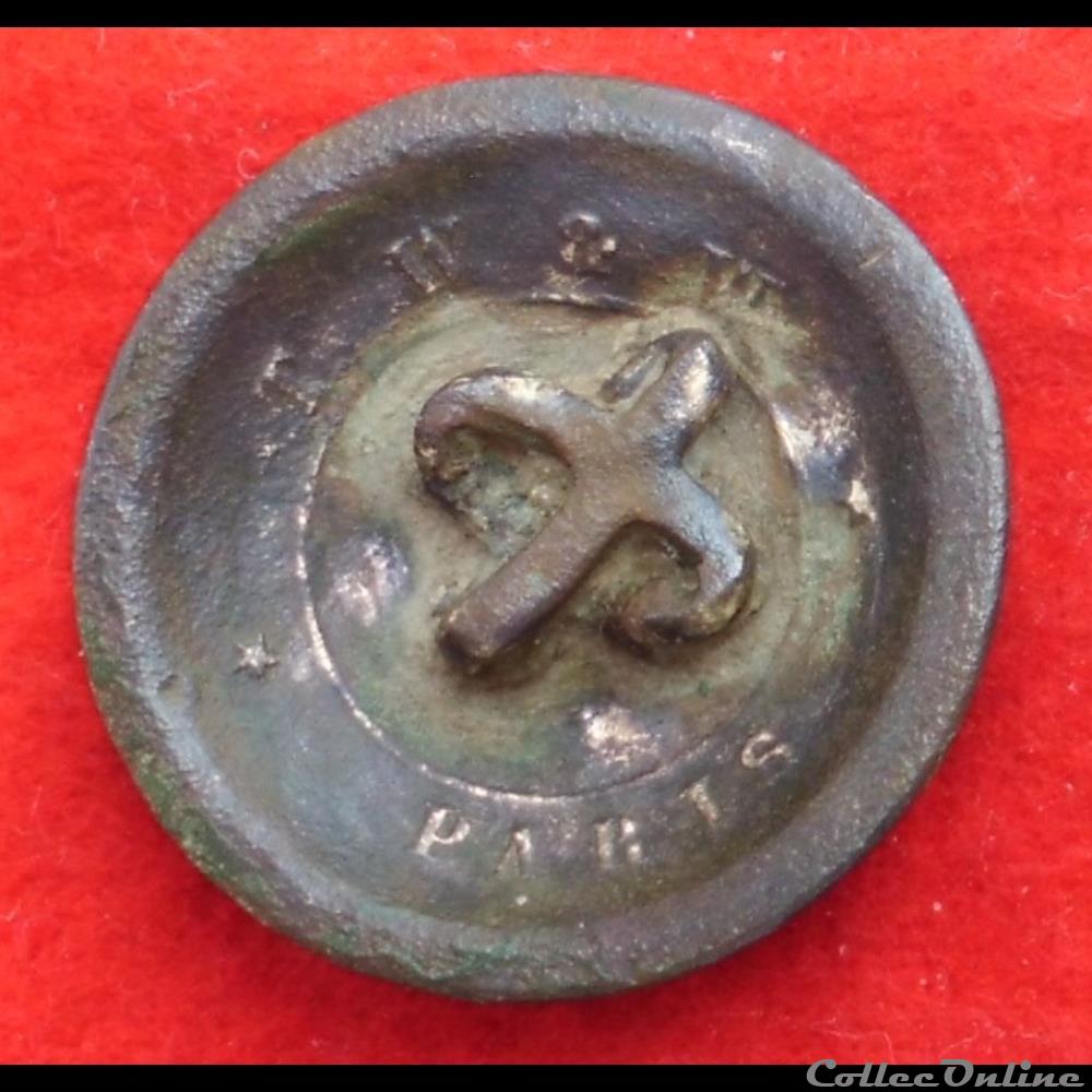 vetements et accessoires boutons militaires 65 eme infanterie de ligne 1844 1871