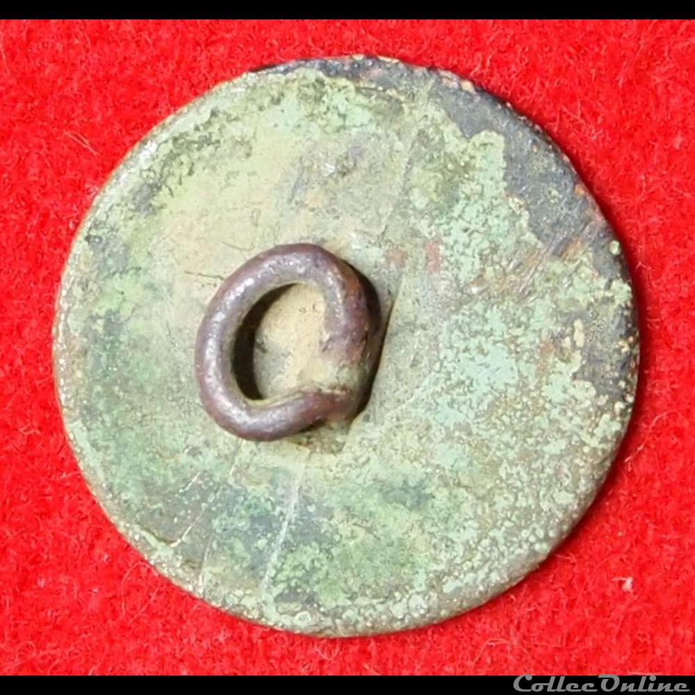 vetements et accessoires boutons militaires armee de terre infanterie 1792 1793