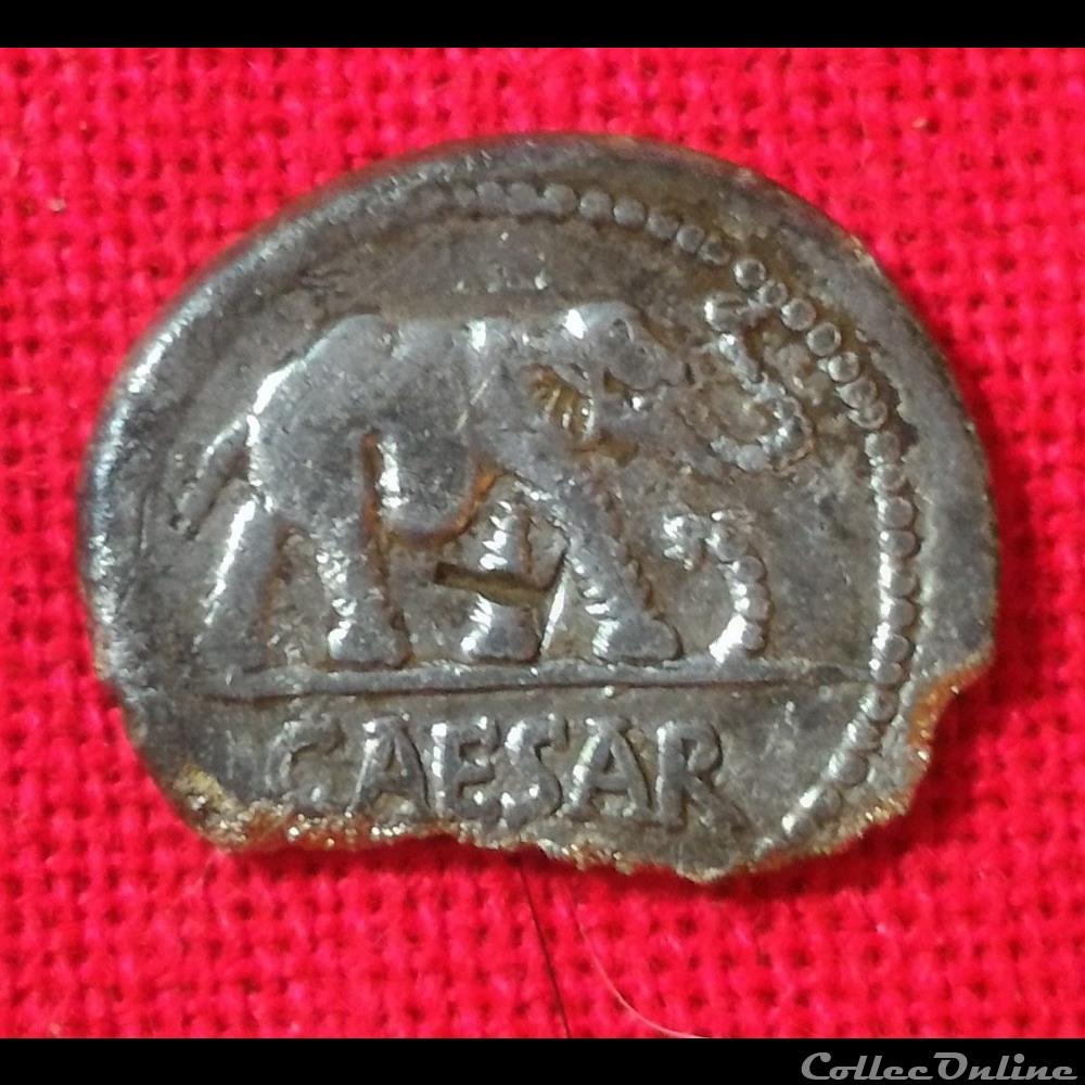 Jules César - Denier à l'éléphant monnaies antiques romaines imperiales et republicaines jules cesar denier a elephant